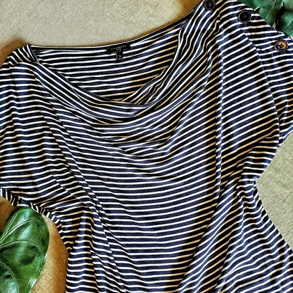 💓SOLD💓Talbots Nautical Button Sleeve Cowl Top - Picture 13 of 16